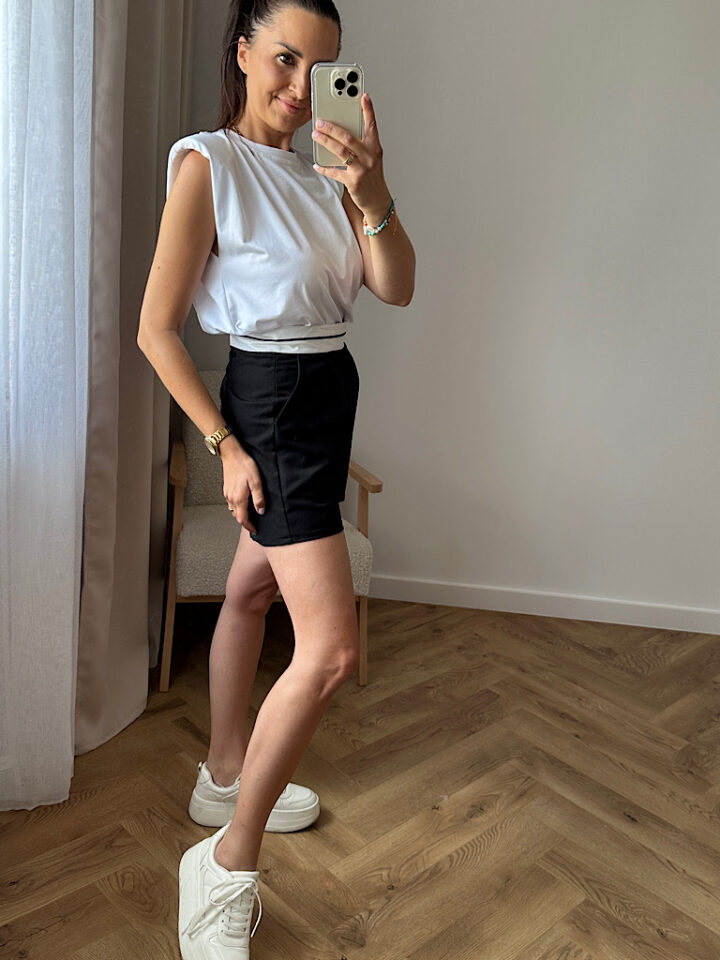 IMG_4949.jpeg IMG_4949.jpeg