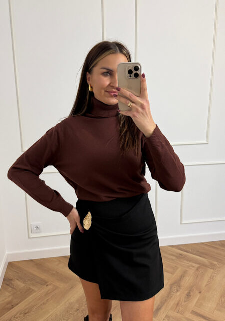 Sweter z golfem wiskoza czekolada