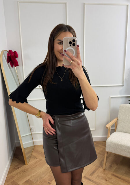 Bluzka prążek dzwoneczek czarna