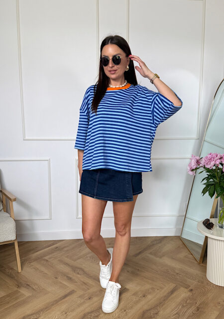 T-shirt oversize w paski niebieski